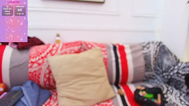 Daisy Price online show from September 26, 11:25 am