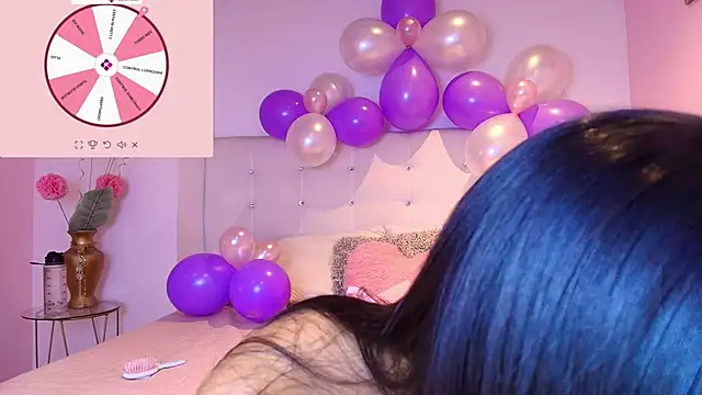 Snapshot of lilyth_bloom chatting on November 7, 12:49 pm lilyth bloom online show from November 7, 12:49 pm