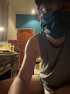 Snapshot of Rmangotw chatting on November 16, 1:06 pm Rmangotw online show from November 16, 1:06 pm