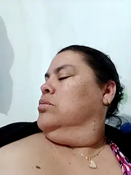 yaneth  online show from December 20, 1:12 am