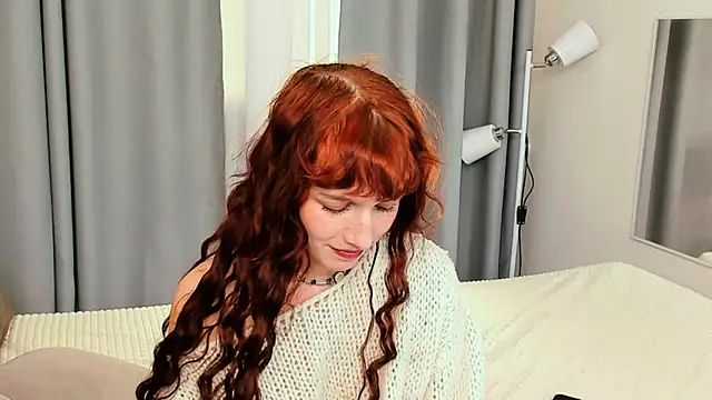 Snapshot of LeelooYolo chatting on November 14, 4:06 pm LeelooYolo online show from November 14, 4:06 pm