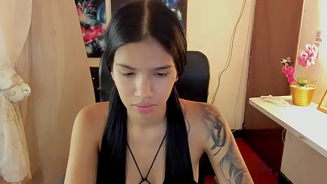 Snapshot of valeria-duarte chatting on November 14, 10:29 pm valeria-duarte online show from November 14, 10:29 pm