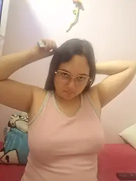 Nicollevega888 online show from November 4, 1:05 am