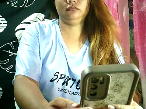 yuana25 online show from February 28, 11:22 am