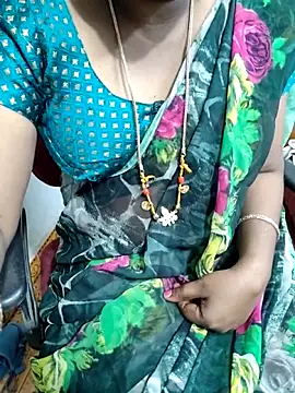 Snapshot of lolida69thamil chatting on September 25, 3:32 am lolida69thamil online show from September 25, 3:32 am