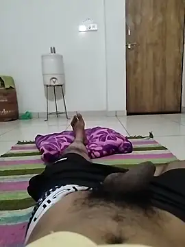 Snapshot of dhruve2010 chatting on December 4, 6:38 pm dhruve2010 online show from December 4, 6:38 pm