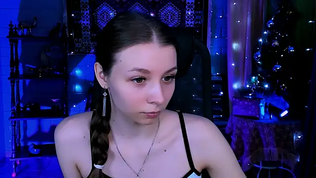 JulieDaniel online show from January 16, 4:16 am