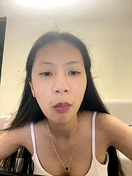 Lil-Gi online show from October 21, 3:46 pm