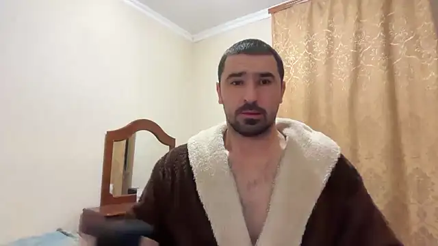 Hard to Obey online show from November 24, 10:20 pm