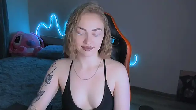 LaraKrein lk online show from April 16, 4:08 pm