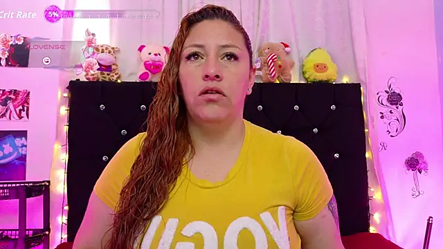 Snapshot of queen_marifer chatting on December 1, 11:59 am queen marifer online show from December 1, 11:59 am