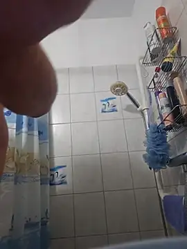 Snapshot of Atawolf87 chatting on October 18, 6:16 am Atawolf87 online show from October 18, 6:16 am