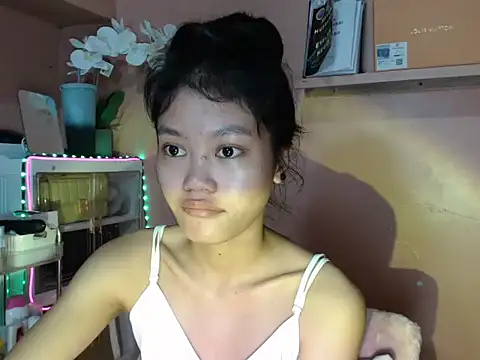 skinny gracie online show from October 19, 3:29 am