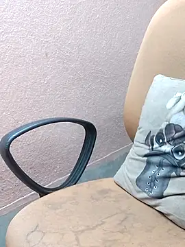 Hot-rima online show from April 14, 6:52 am