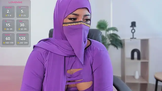 yasmin elite online show from October 12, 11:20 am