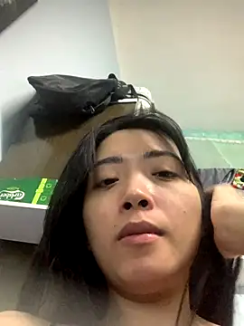 Snapshot of Minee1202 chatting on October 6, 12:41 am Minee1202 online show from October 6, 12:41 am
