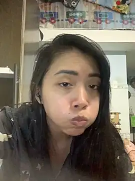 Snapshot of Minee1202 chatting on October 6, 4:04 pm Minee1202 online show from October 6, 4:04 pm