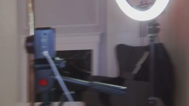 MarilynNova online show from October 24, 4:20 am