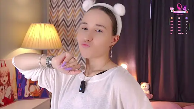 MaudAle online show from October 4, 1:14 am