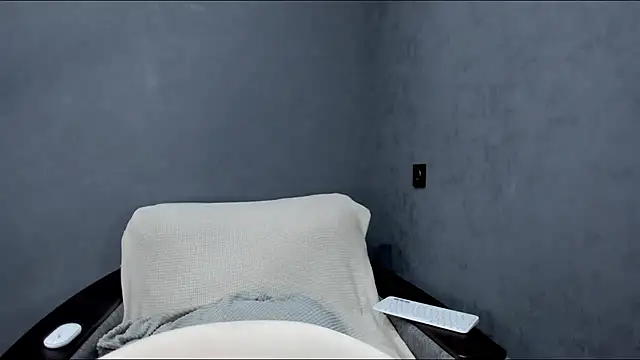 Snapshot of tibetian_fox_matilda chatting on October 30, 11:55 am tibetian fox matilda online show from October 30, 11:55 am