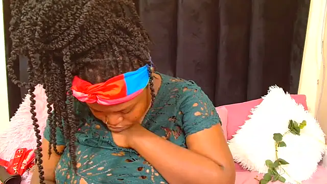 Snapshot of AmazingDarkDoll chatting on September 24, 3:04 pm AmazingDarkDoll online show from September 24, 3:04 pm