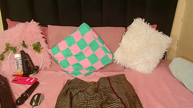 Snapshot of AmazingDarkDoll chatting on October 15, 5:13 pm AmazingDarkDoll online show from October 15, 5:13 pm