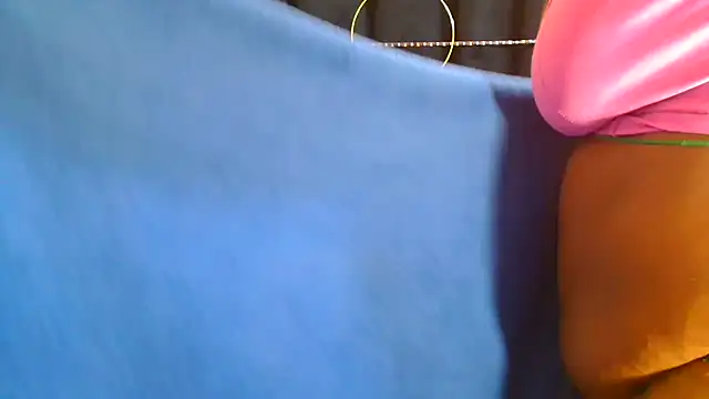 Snapshot of AmazingDarkDoll chatting on November 4, 4:17 pm AmazingDarkDoll online show from November 4, 4:17 pm