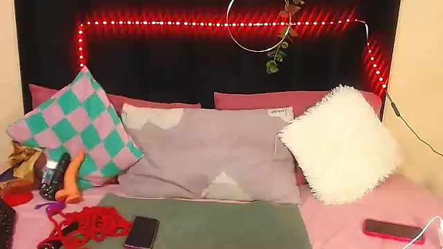 Snapshot of AmazingDarkDoll chatting on November 14, 6:17 pm AmazingDarkDoll online show from November 14, 6:17 pm