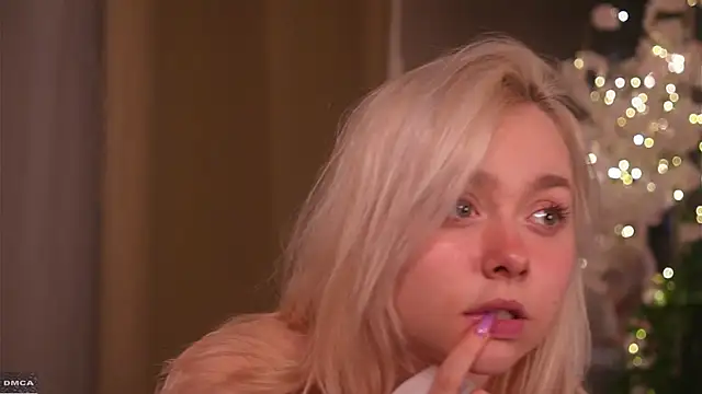 AccaCroyle online show from December 5, 8:49 pm