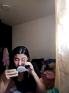 Snapshot of VioletaHolly chatting on September 10, 8:53 pm VioletaHolly online show from September 10, 8:53 pm