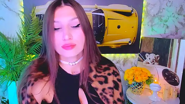 Snapshot of Mollyinyourmind chatting on October 22, 9:03 pm Mollyinyourmind online show from October 22, 9:03 pm