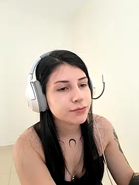 Snapshot of Privad_ravenna chatting on September 17, 8:21 pm Privad ravenna online show from September 17, 8:21 pm