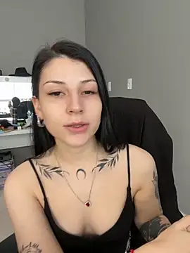 Snapshot of Privad_ravenna chatting on October 21, 3:02 pm Privad ravenna online show from October 21, 3:02 pm