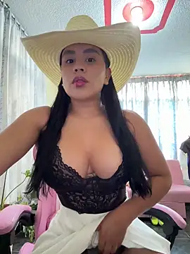 laure torres online show from March 25, 7:09 pm