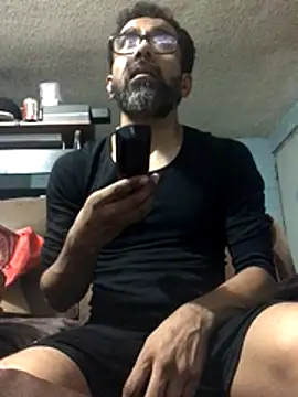 Snapshot of Granverga666 chatting on November 14, 6:45 am Granverga666 online show from November 14, 6:45 am