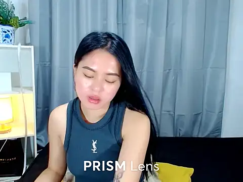 Urasian ladybug online show from September 17, 3:52 am