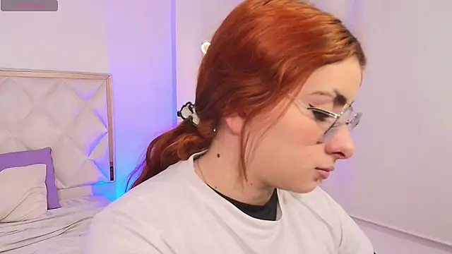 Naomy tay1 online show from October 16, 2:34 am