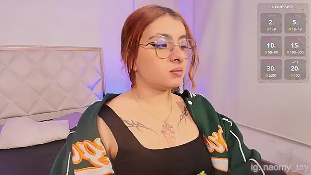 Naomy tay1 online show from October 27, 3:10 am