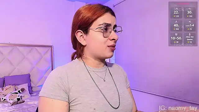 Naomy tay1 online show from November 10, 3:16 am