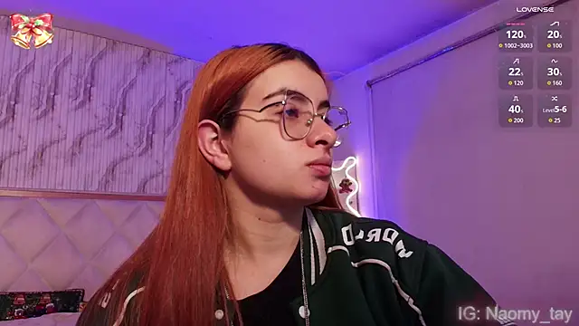 Naomy tay1 online show from December 3, 3:03 am