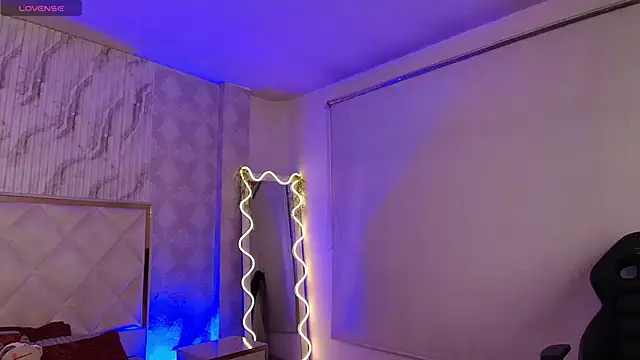 Naomy tay1 online show from January 10, 2:24 am