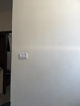 modelnishu online show from February 20, 4:53 am