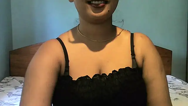 LoveTrainX online show from March 3, 7:36 am