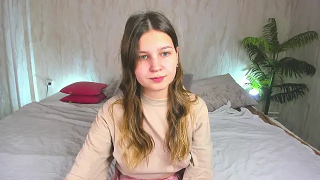 Snapshot of Elle_Ellise chatting on October 24, 7:38 am Elle Ellise online show from October 24, 7:38 am