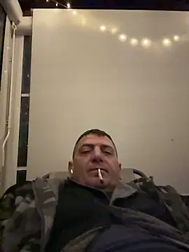 BULLBSX online show from March 25, 11:00 pm