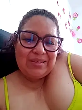 Snapshot of ladytropical1 chatting on March 14, 8:47 pm ladytropical1 online show from March 14, 8:47 pm