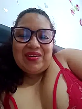 Snapshot of ladytropical1 chatting on April 8, 4:51 pm ladytropical1 online show from April 8, 4:51 pm