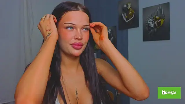 Snapshot of Katrinafoxxx chatting on October 20, 3:23 pm Katrinafoxxx online show from October 20, 3:23 pm