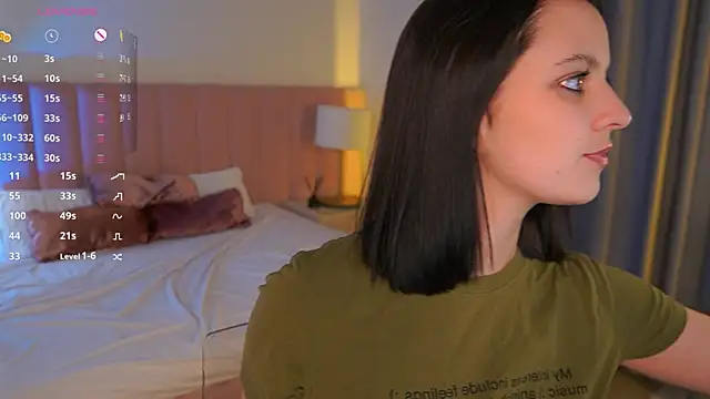 LilLisa online show from April 17, 3:48 pm