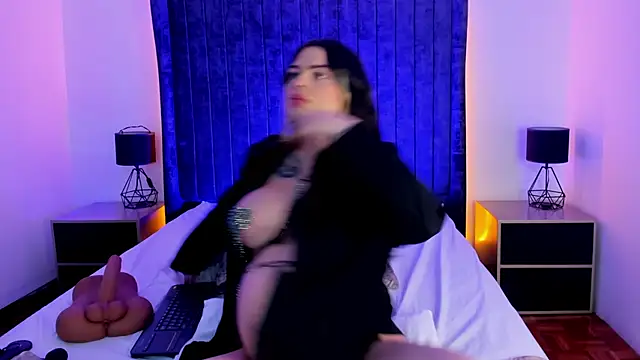 Snapshot of TahliaNovoa chatting on October 25, 4:31 am TahliaNovoa online show from October 25, 4:31 am